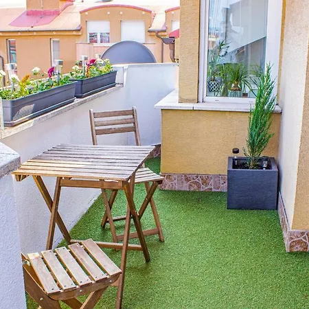 Panoramic In Old Town Apartment