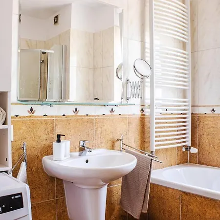 Panoramic In Old Town Апартаменти