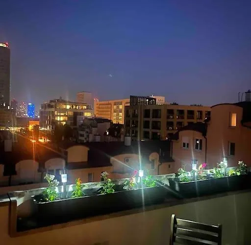 Panoramic In Old Town 아파트 *